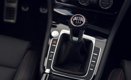 2021 Volkswagen Golf GTI (US-Spec) Central Console Wallpapers  450x275 (23)