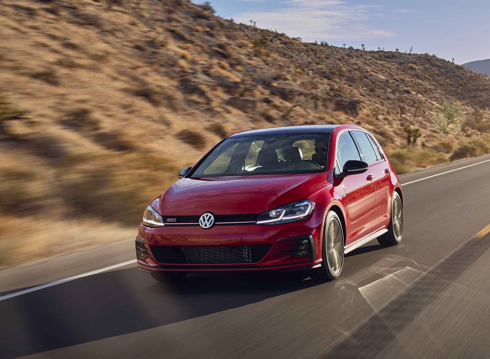 2021 Volkswagen Golf GTI (US-Spec) Front Wallpapers (4)