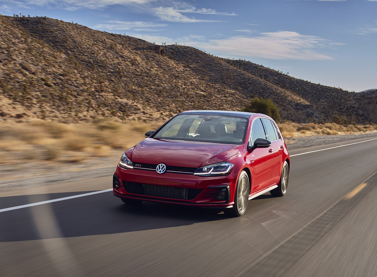 2021 Volkswagen Golf GTI (US-Spec) Front Wallpapers #5 of 34