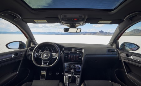 2021 Volkswagen Golf GTI (US-Spec) Interior Cockpit Wallpapers 450x275 (27)