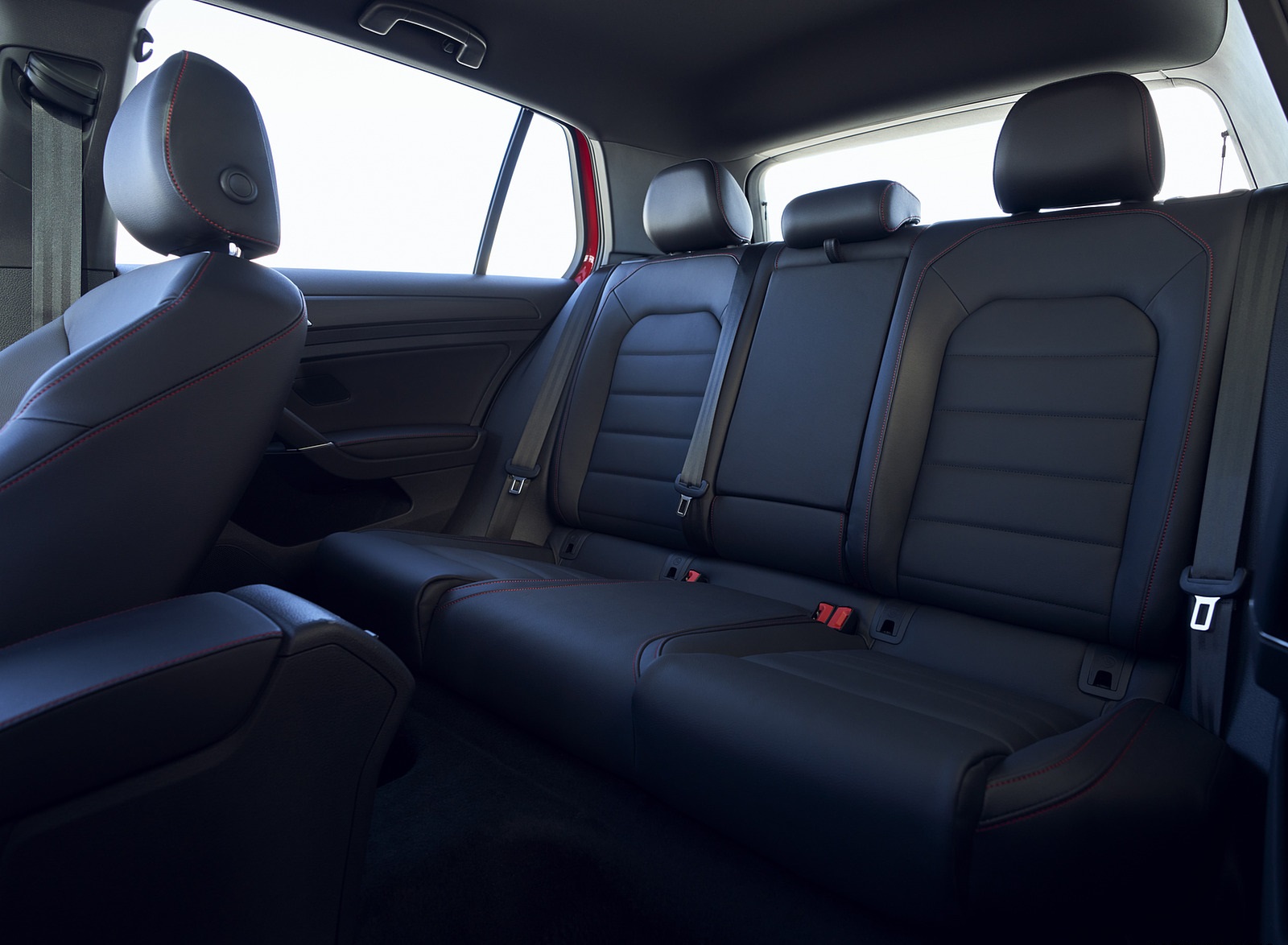 2021 Volkswagen Golf GTI (US-Spec) Interior Rear Seats Wallpapers #30 of 34