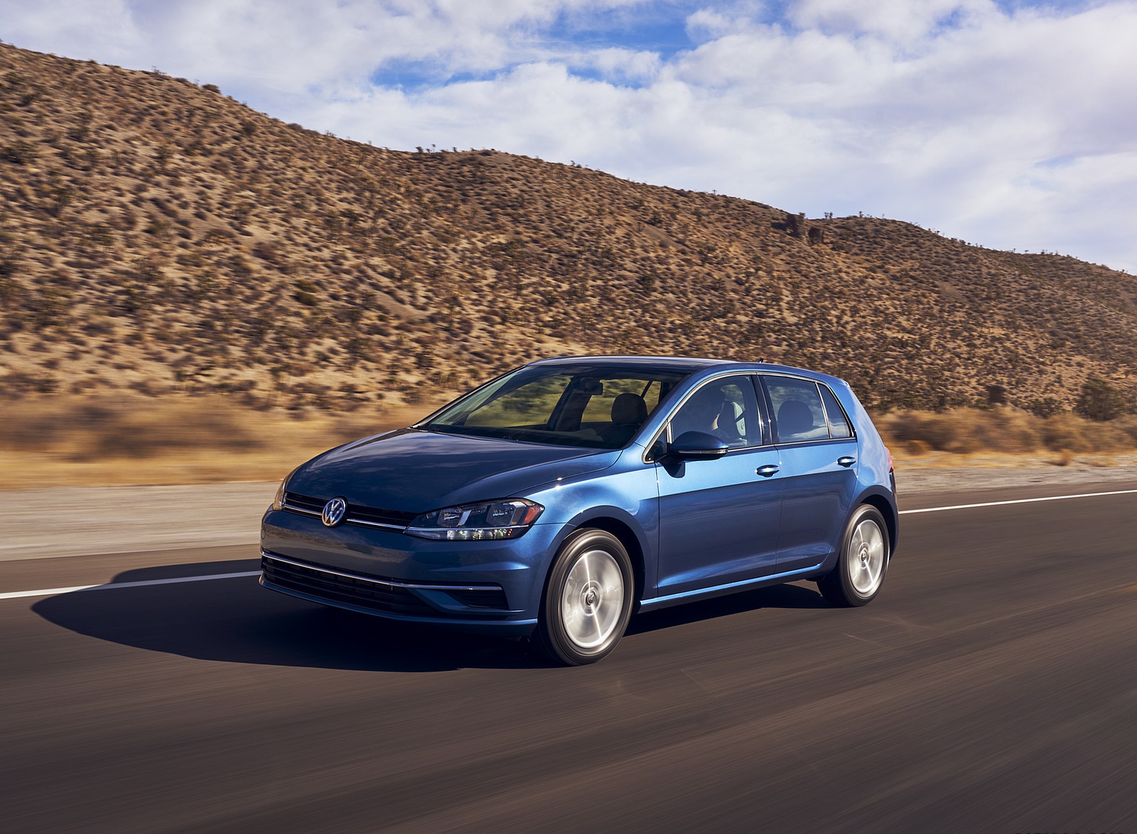 2021 Volkswagen Golf (US-Spec) Front Three-Quarter Wallpapers (3)