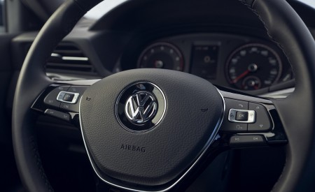 2021 Volkswagen Passat (US-Spec) Interior Steering Wheel Wallpapers 450x275 (24)