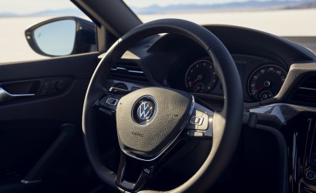 2021 Volkswagen Passat (US-Spec) Interior Steering Wheel Wallpapers 450x275 (25)