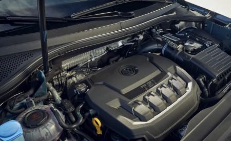 2021 Volkswagen Tiguan SEL (US-Spec) Engine Wallpapers 450x275 (17)