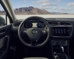 2021 Volkswagen Tiguan SEL (US-Spec) Interior Cockpit Wallpapers 150x120 (22)