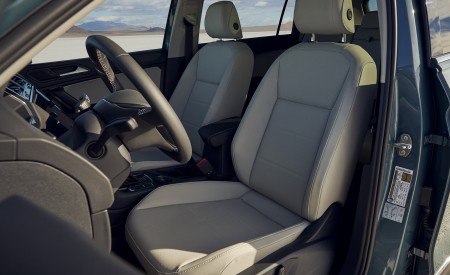 2021 Volkswagen Tiguan SEL (US-Spec) Interior Front Seats Wallpapers 450x275 (24)