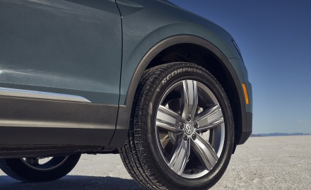 2021 Volkswagen Tiguan SEL (US-Spec) Wheel Wallpapers 450x275 (14)