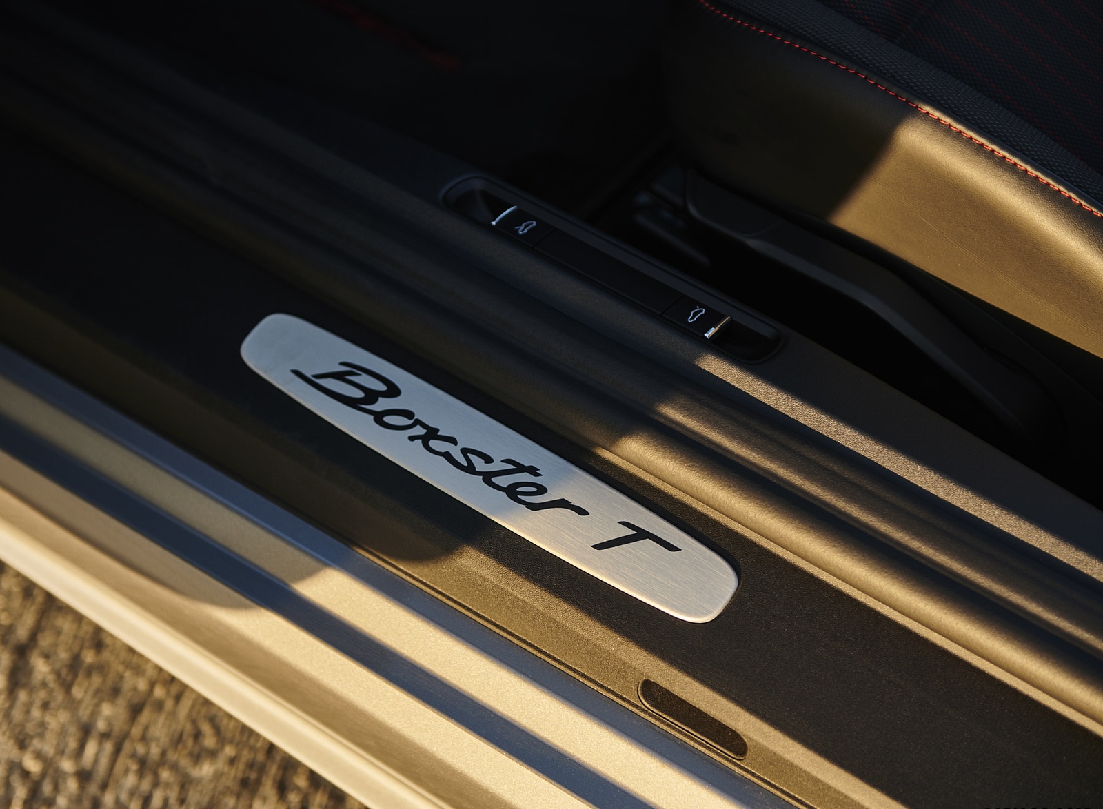 2020 Porsche 718 Boxster T Door Sill Wallpapers #30 of 40