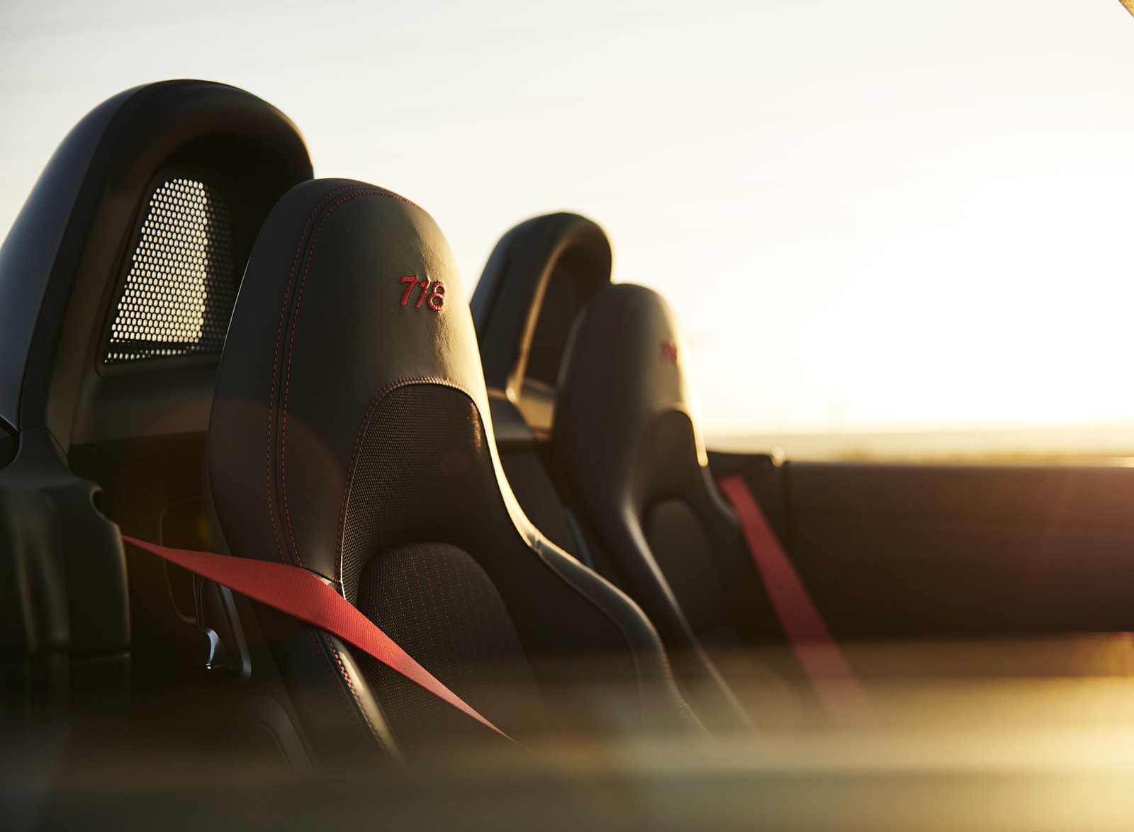 2020 Porsche 718 Boxster T Interior Seats Wallpapers #39 of 40