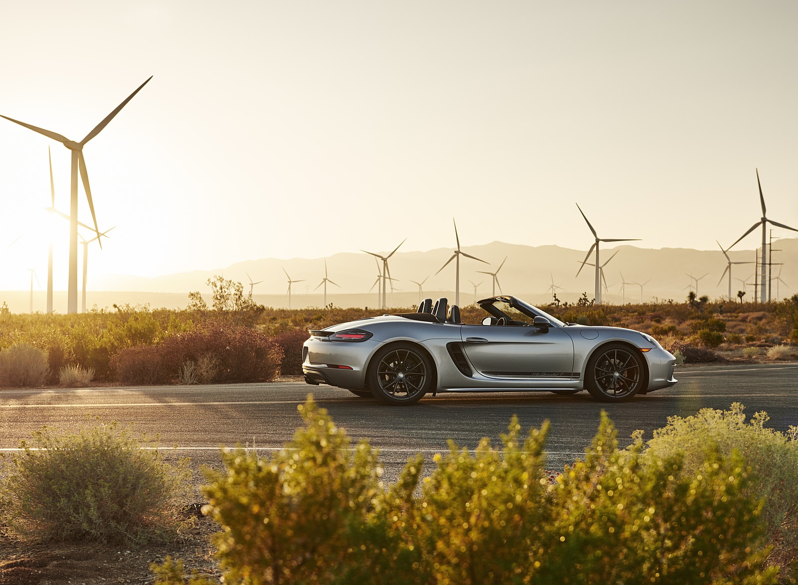 2020 Porsche 718 Boxster T Side Wallpapers #22 of 40