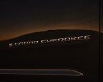 2021 Jeep Grand Cherokee L Summit Reserve Badge Wallpapers 150x120 (58)