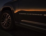 2021 Jeep Grand Cherokee L Summit Reserve Badge Wallpapers  150x120 (56)