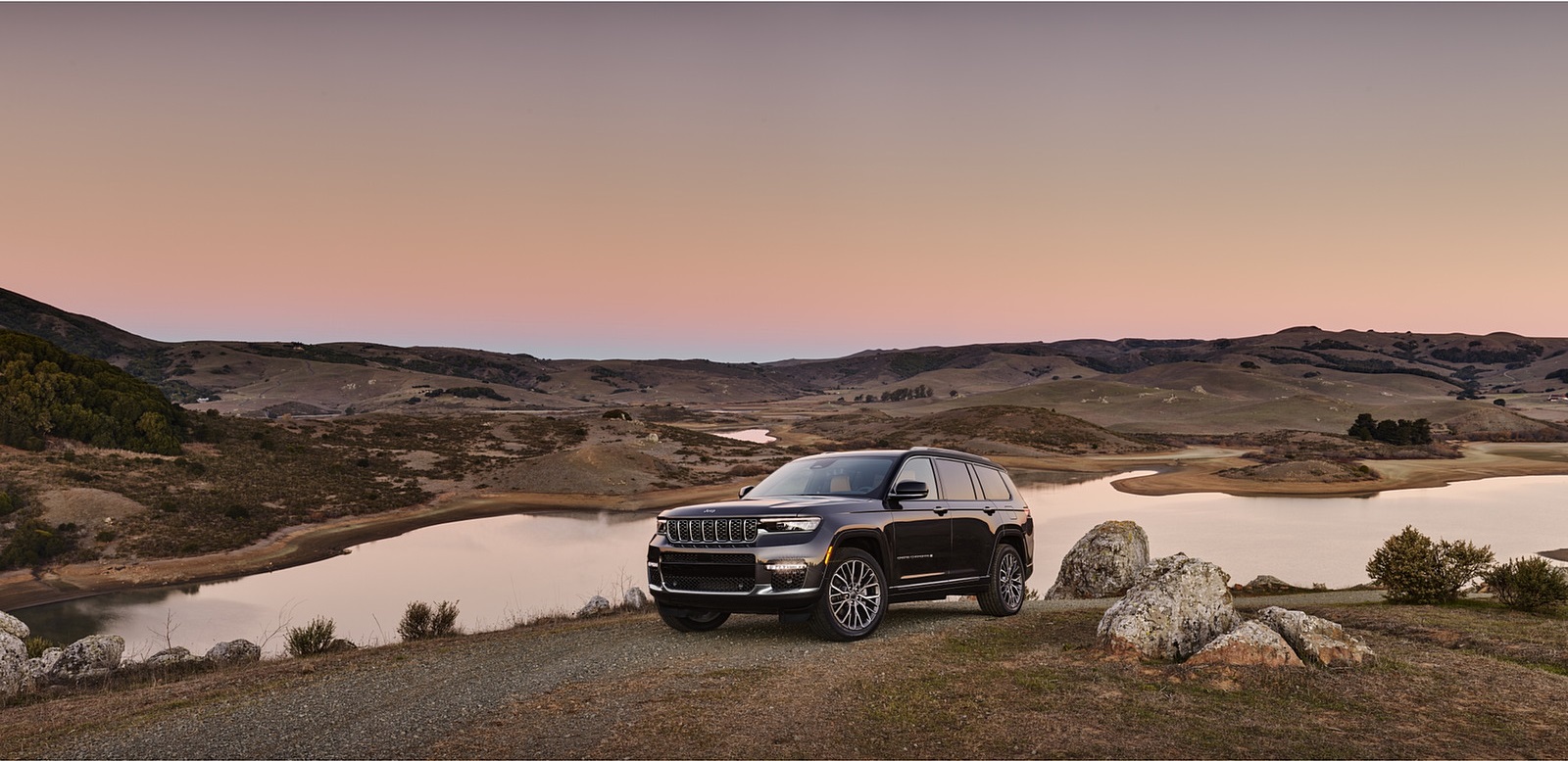 2021 Jeep Grand Cherokee L Summit Reserve Front Three-Quarter Wallpapers #44 of 100