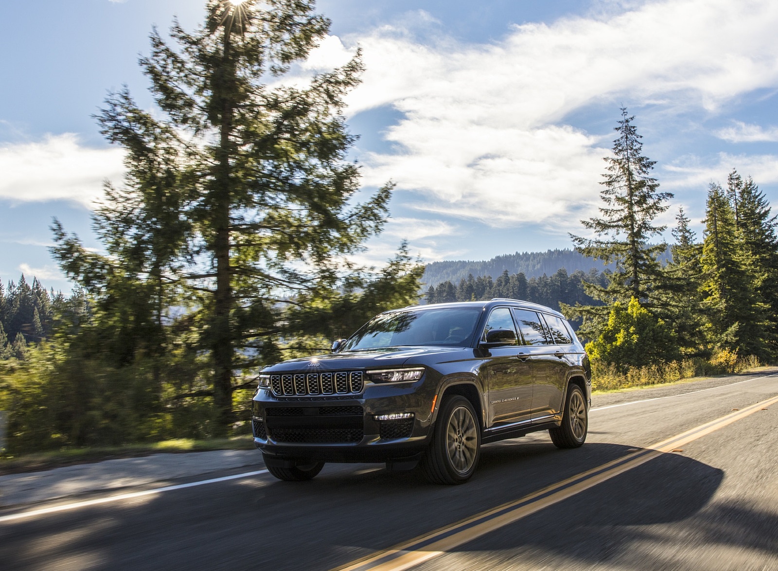 2021 Jeep Grand Cherokee L Summit Reserve Front Three-Quarter Wallpapers #2 of 100