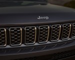 2021 Jeep Grand Cherokee L Summit Reserve Grill Wallpapers 150x120 (60)