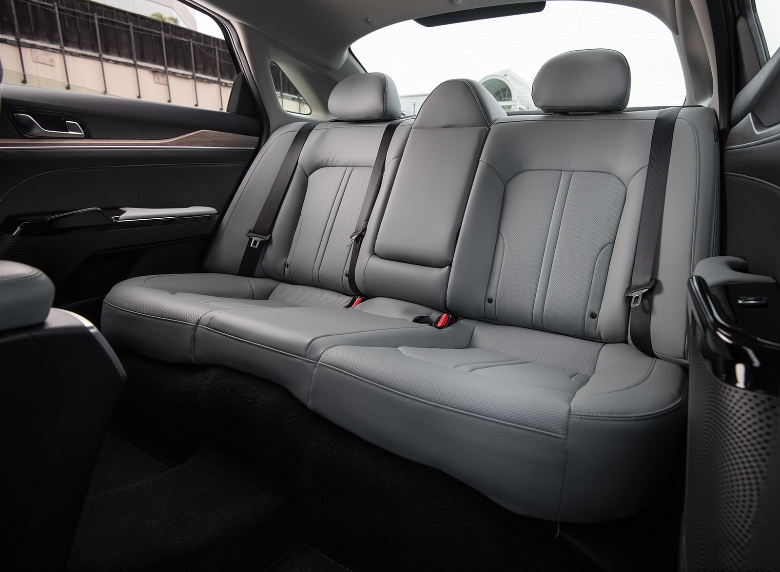 2021 Kia K5 EX 1.6T FWD Interior Rear Seats Wallpapers #25 of 27
