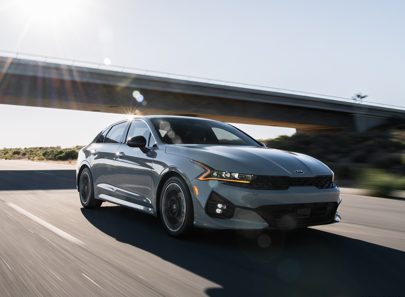 2021 Kia K5 GT-Line AWD Front Three-Quarter Wallpapers (3)