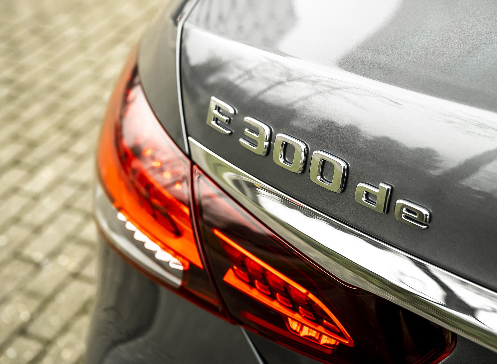 2021 Mercedes-Benz E 300 de Diesel Plug-In Hybrid (UK-Spec) Badge Wallpapers #139 of 167