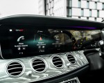 2021 Mercedes-Benz E 300 de Diesel Plug-In Hybrid (UK-Spec) Central Console Wallpapers  150x120