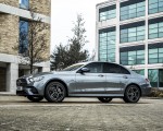 2021 Mercedes-Benz E 300 de Diesel Plug-In Hybrid (UK-Spec) Front Three-Quarter Wallpapers 150x120