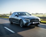 2021 Mercedes-Benz E 300 de Diesel Plug-In Hybrid (UK-Spec) Front Three-Quarter Wallpapers 150x120 (77)