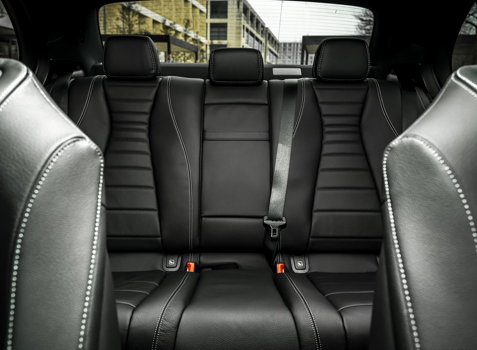 2021 Mercedes-Benz E 300 de Diesel Plug-In Hybrid (UK-Spec) Interior Seats Wallpapers #165 of 167