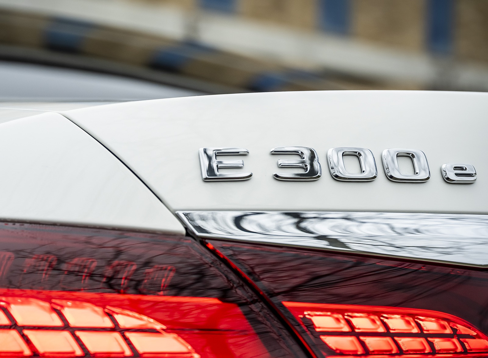 2021 Mercedes-Benz E 300 e Plug-In Hybrid (UK-Spec) Badge Wallpapers  #60 of 167