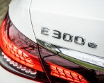 2021 Mercedes-Benz E 300 e Plug-In Hybrid (UK-Spec) Badge Wallpapers  150x120 (57)