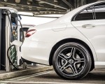 2021 Mercedes-Benz E 300 e Plug-In Hybrid (UK-Spec) Detail Wallpapers 150x120