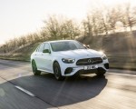 2021 Mercedes-Benz E 300 e Plug-In Hybrid (UK-Spec) Front Three-Quarter Wallpapers  150x120 (27)