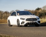 2021 Mercedes-Benz E 300 e Plug-In Hybrid (UK-Spec) Front Three-Quarter Wallpapers 150x120 (3)