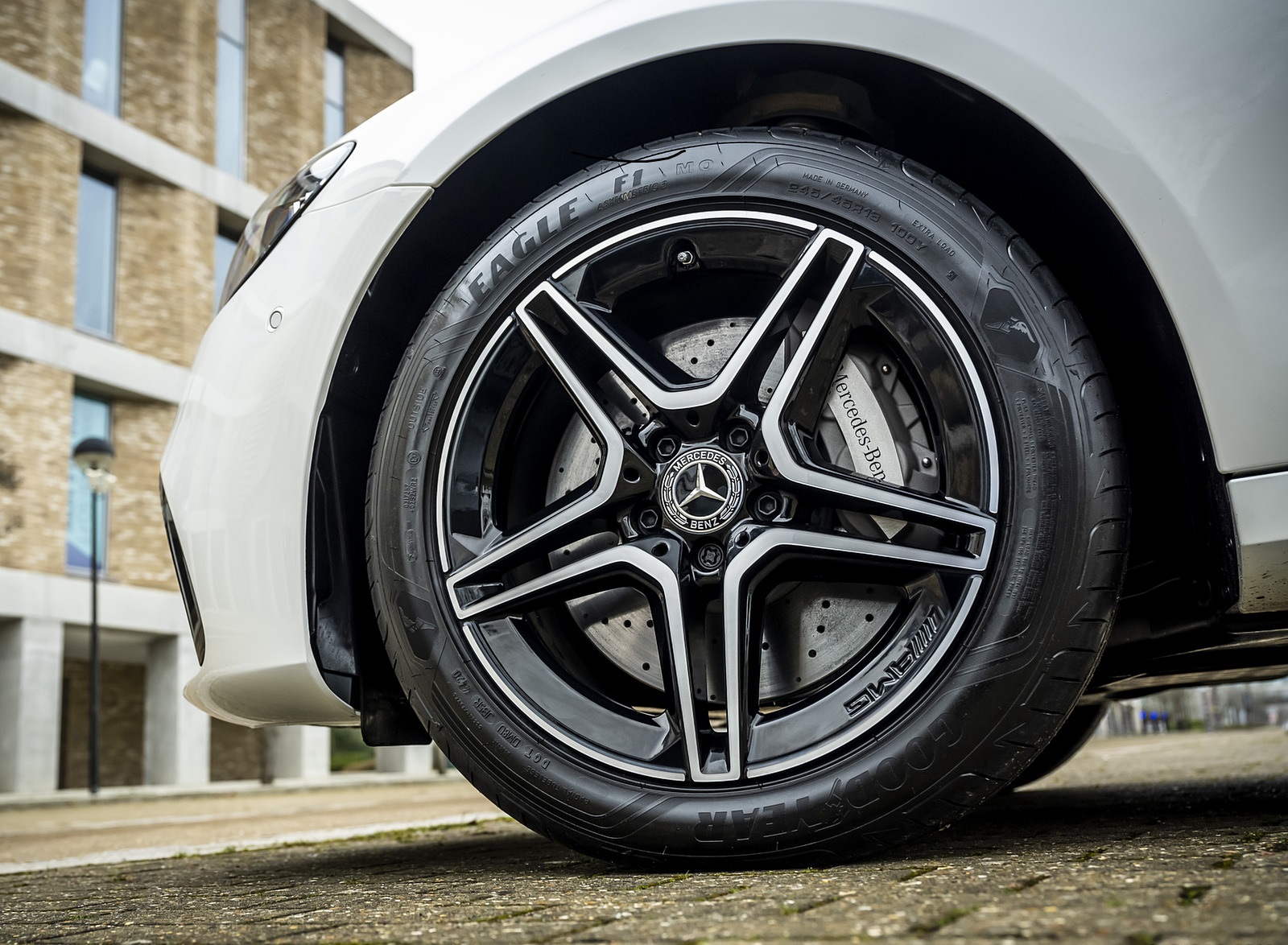 2021 Mercedes-Benz E 300 e Plug-In Hybrid (UK-Spec) Wheel Wallpapers #50 of 167