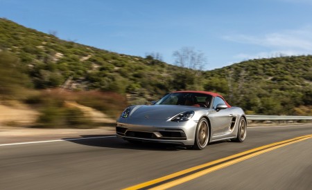 2021 Porsche 718 Boxster GTS 4.0 25 Years (Color: GT Silver) Front Three-Quarter Wallpapers 450x275 (15)