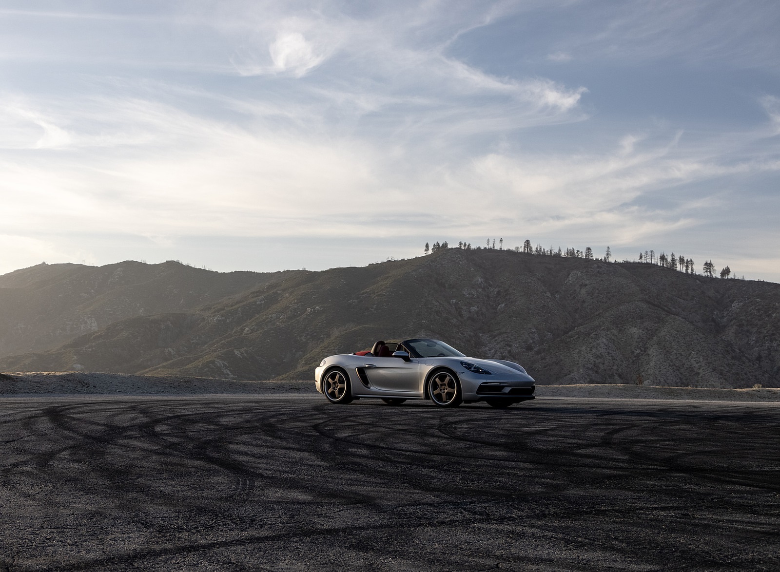 2021 Porsche 718 Boxster GTS 4.0 25 Years (Color: GT Silver) Front Three-Quarter Wallpapers #60 of 185