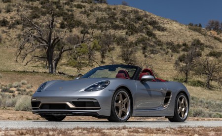 2021 Porsche 718 Boxster GTS 4.0 25 Years (Color: GT Silver) Front Three-Quarter Wallpapers 450x275 (51)