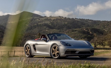 2021 Porsche 718 Boxster GTS 4.0 25 Years (Color: GT Silver) Front Three-Quarter Wallpapers 450x275 (44)