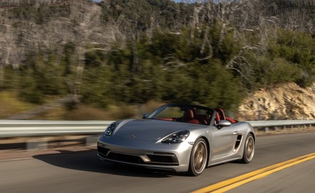 2021 Porsche 718 Boxster GTS 4.0 25 Years (Color: GT Silver) Front Three-Quarter Wallpapers 450x275 (6)