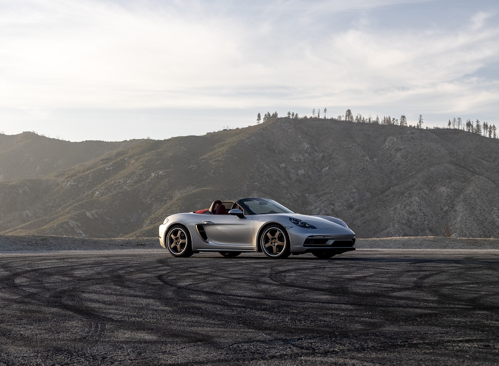 2021 Porsche 718 Boxster GTS 4.0 25 Years (Color: GT Silver) Front Three-Quarter Wallpapers #61 of 185
