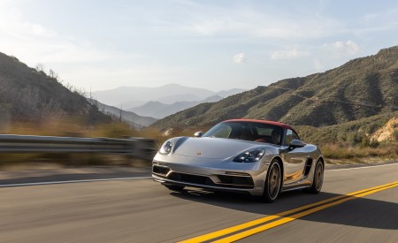 2021 Porsche 718 Boxster GTS 4.0 25 Years (Color: GT Silver) Front Wallpapers 450x275 (8)