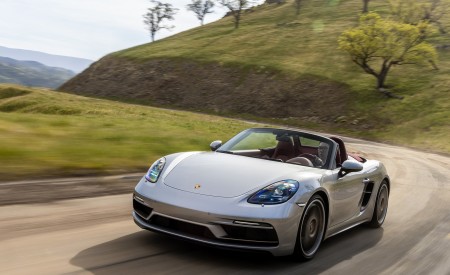 2021 Porsche 718 Boxster GTS 4.0 25 Years (Color: GT Silver) Front Wallpapers 450x275 (11)