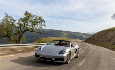 2021 Porsche 718 Boxster GTS 4.0 25 Years (Color: GT Silver) Front Wallpapers 450x275 (13)
