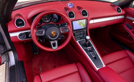 2021 Porsche 718 Boxster GTS 4.0 25 Years (Color: GT Silver) Interior Wallpapers 450x275 (77)