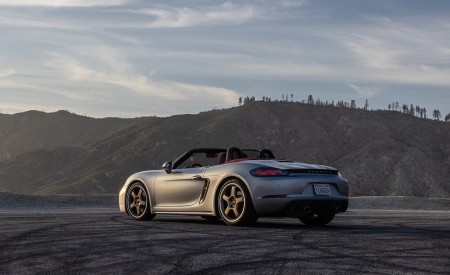 2021 Porsche 718 Boxster GTS 4.0 25 Years (Color: GT Silver) Rear Three-Quarter Wallpapers 450x275 (62)