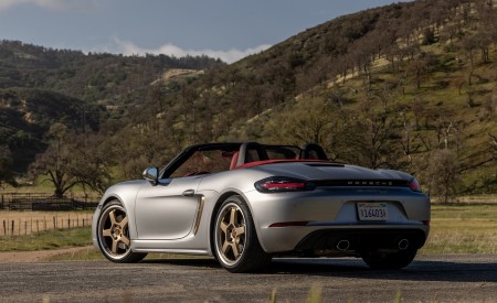2021 Porsche 718 Boxster GTS 4.0 25 Years (Color: GT Silver) Rear Three-Quarter Wallpapers 450x275 (52)
