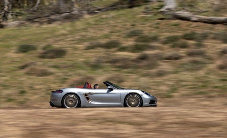 2021 Porsche 718 Boxster GTS 4.0 25 Years (Color: GT Silver) Side Wallpapers 450x275 (30)