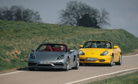 2021 Porsche 718 Boxster GTS 4.0 25 Years and 1996 Boxster Front Wallpapers 450x275 (151)