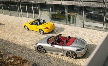 2021 Porsche 718 Boxster GTS 4.0 25 Years and 1996 Boxster Rear Three-Quarter Wallpapers 450x275 (170)