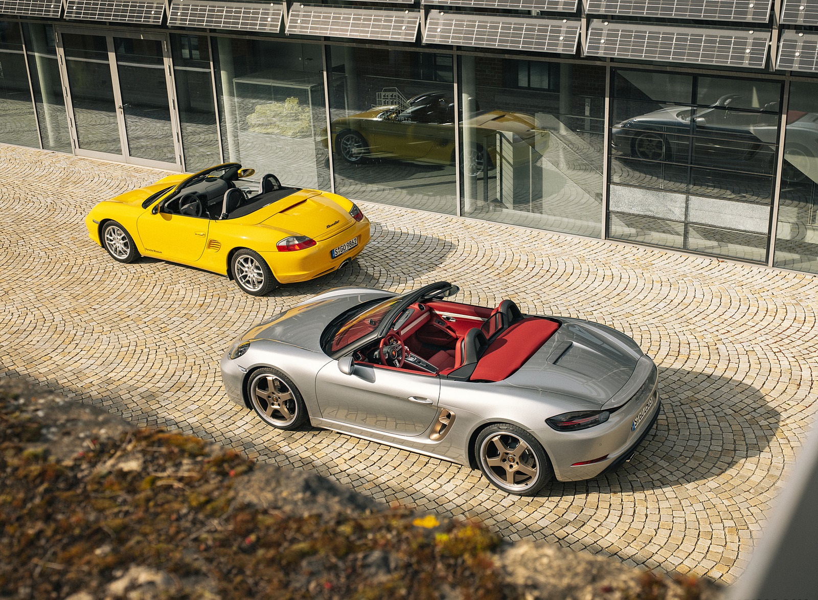 2021 Porsche 718 Boxster GTS 4.0 25 Years and 1996 Boxster Rear Three-Quarter Wallpapers #171 of 185