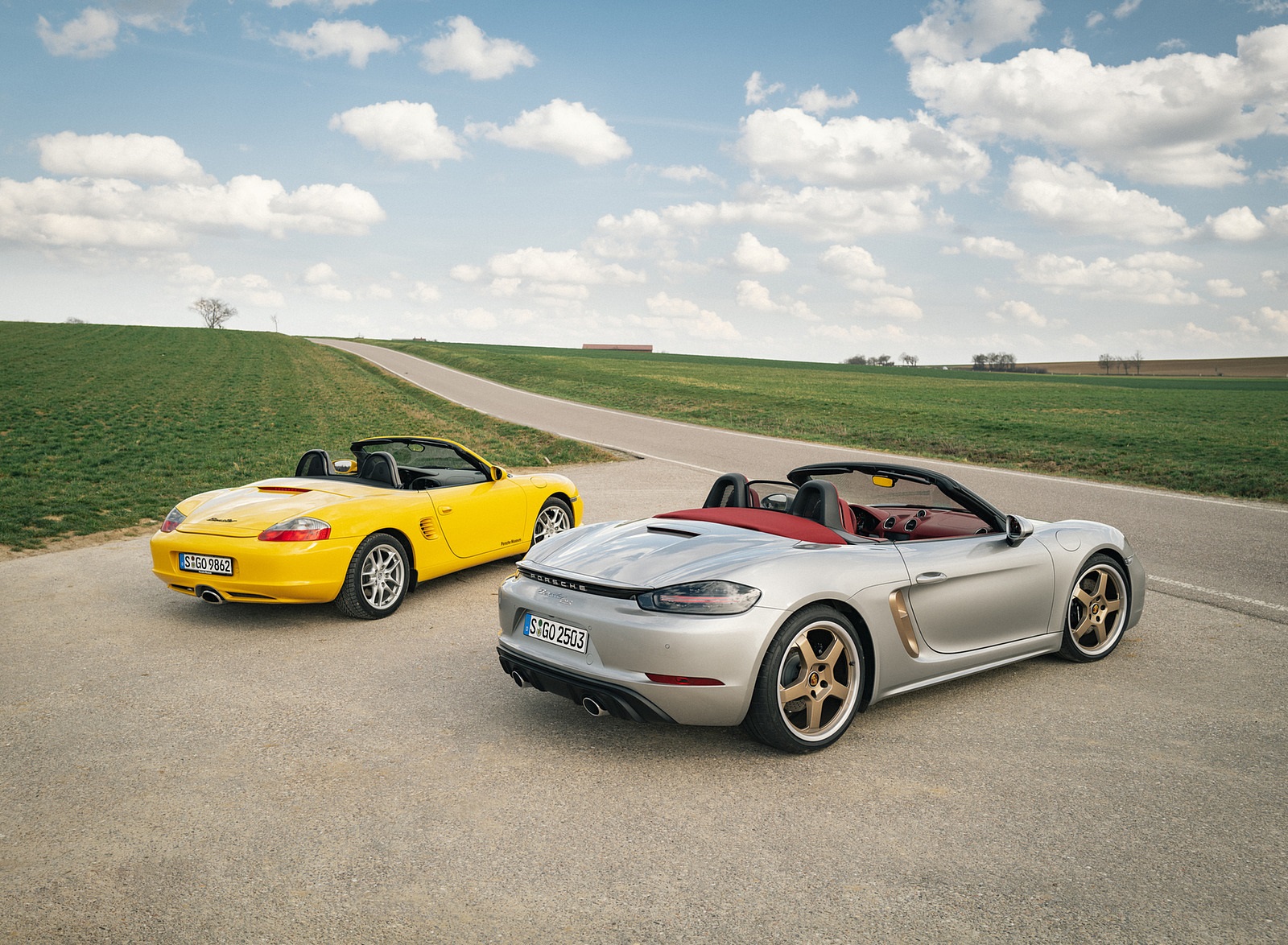 2021 Porsche 718 Boxster GTS 4.0 25 Years and 1996 Boxster Rear Three-Quarter Wallpapers #162 of 185